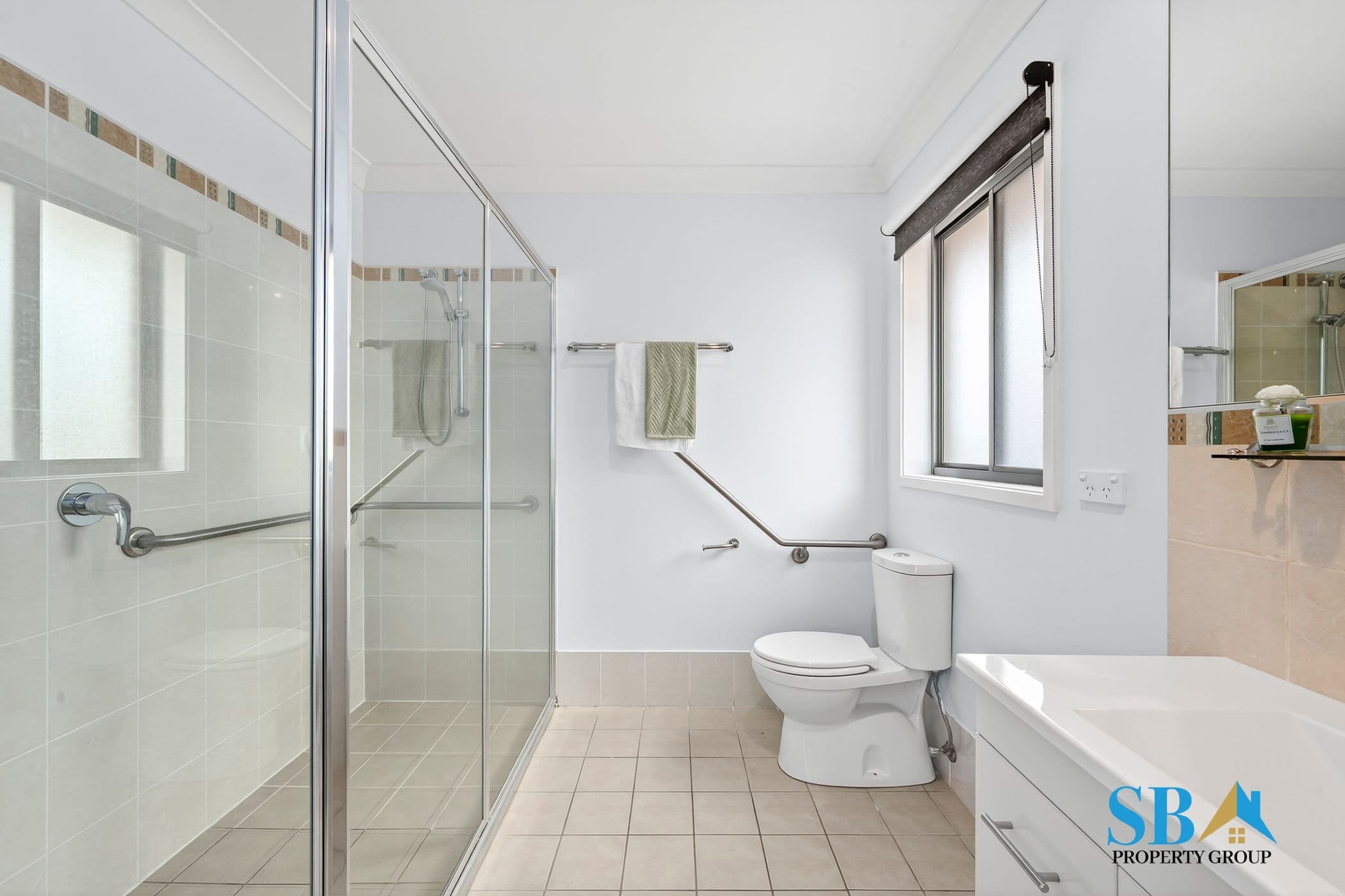 17 Betty Maloney Crescent, BANKS ACT 2906 - Image 8