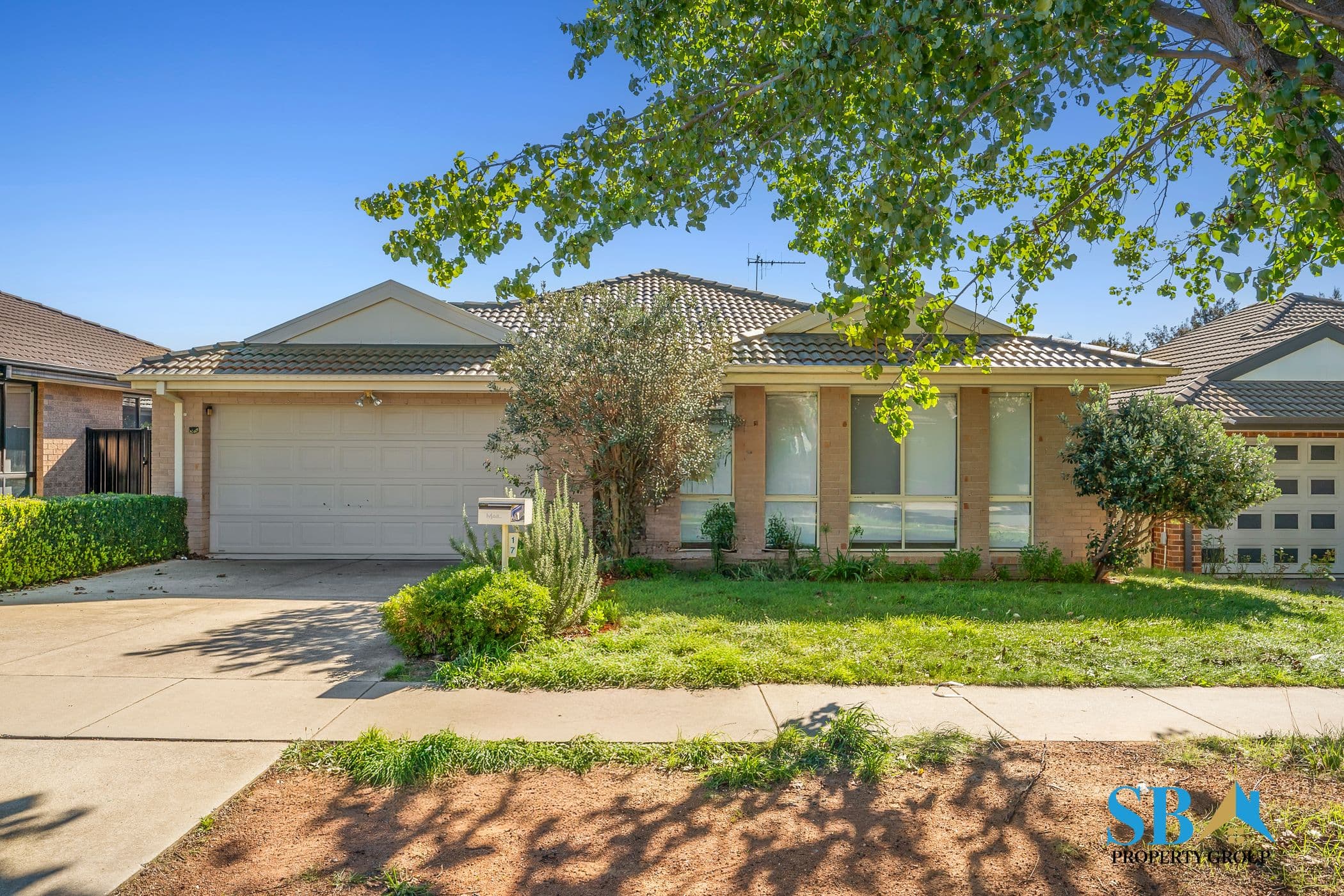 17 Betty Maloney Crescent, BANKS ACT 2906 - Image 9