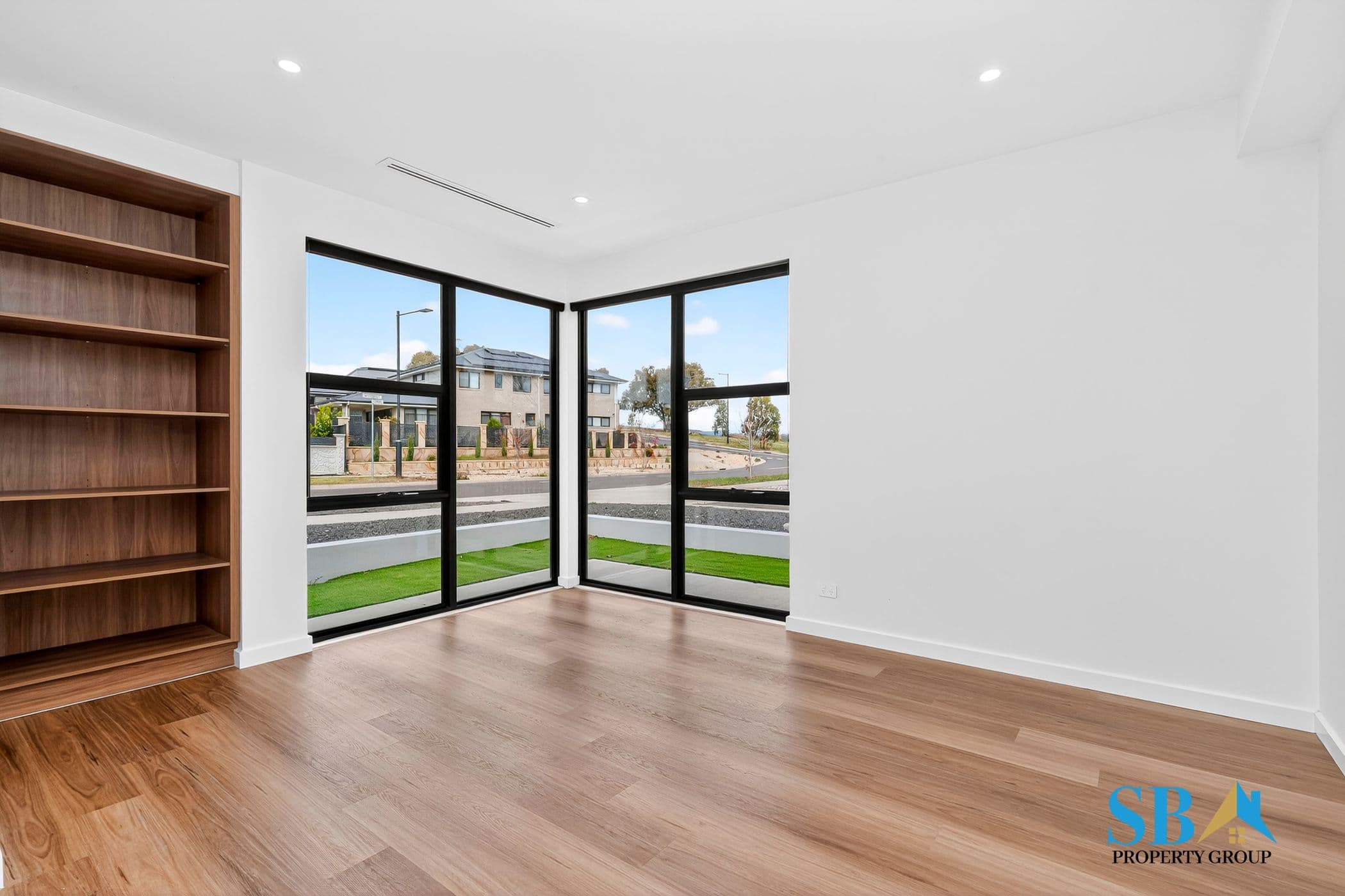 30 Pat Lovell Crescent, WHITLAM ACT 2611 - Image 11
